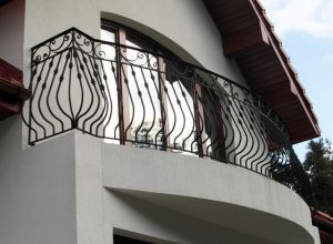 <p>Balustrady kute zewnętrzne</p>