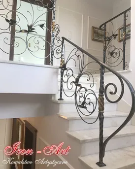 Balustrada schodowa pozłacana